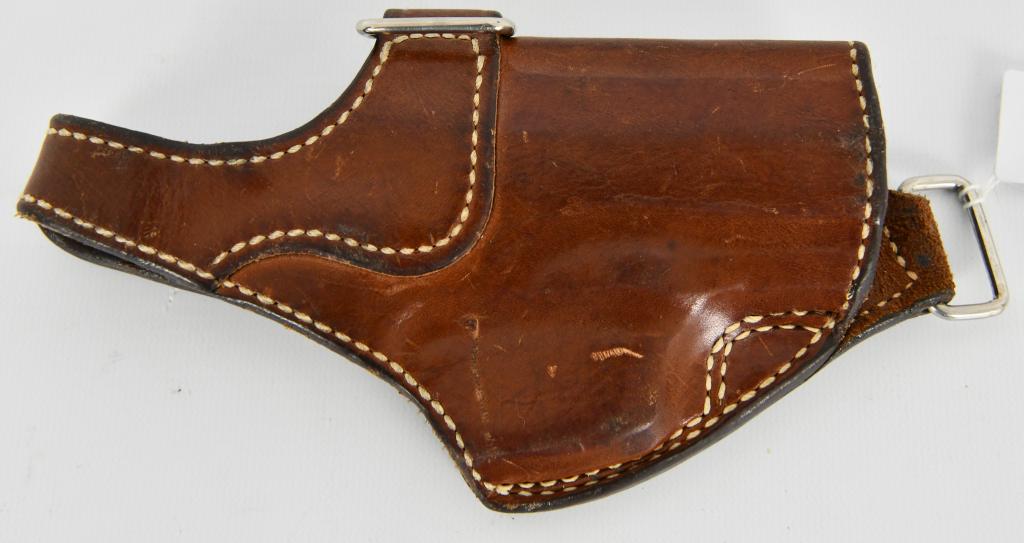 Bianchi #13 Leather Holster For Beretta 92 SB/F: Bianchi #13 Leather Holster For Beretta 92 SB/F Right Handed Brown Leather Holster , Appears In Overall Good Condition , Barrel Length Measures Approx 3" Long