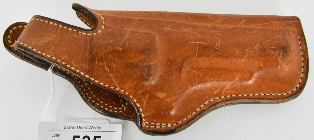 Bianchi Brown Leather Holster For S&W .44 Revolver: Bianchi Brown Leather Holster For S&W .44 Revolver #5BHL Appears In Overall Good Condition , Barrel Length Measures Approx 4" Long