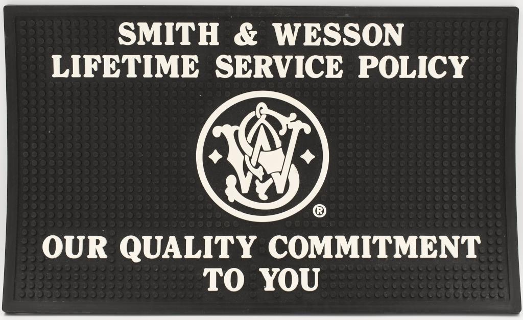 Smith & Wesson Rubber Dealer Mat: super heavy knub Black Counter mat approx 14.5x9" great for gun cleaning, or other small intricate projects with great rubber to hold those nuts and bolts from sliding off the table: "SMITH & WESSON L