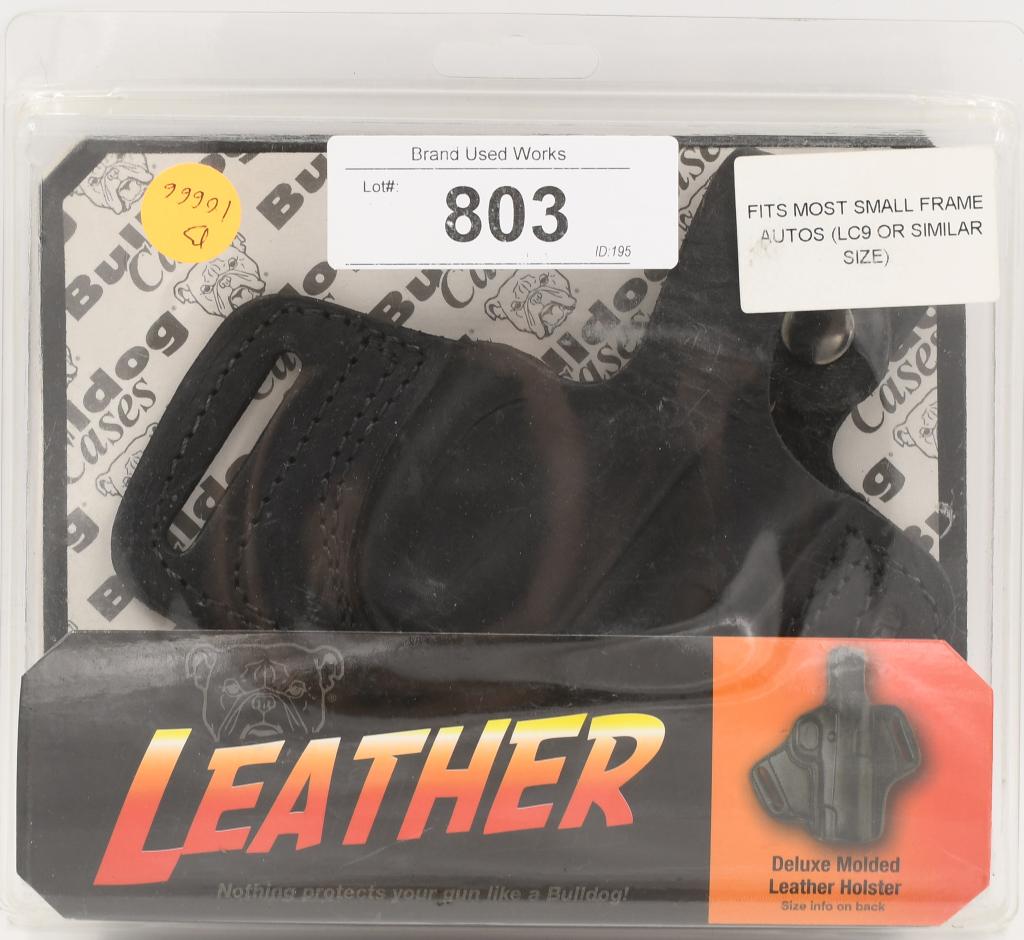 Bulldog Cases Deluxe Molded Leather Holster: Small with Thumb Break Right Hand Black LMH-S- Deluxe Molded Leather Holsters from Bulldog Cases are made from the highest quality leather that has been tooled by hand and tanned to provide a durable,