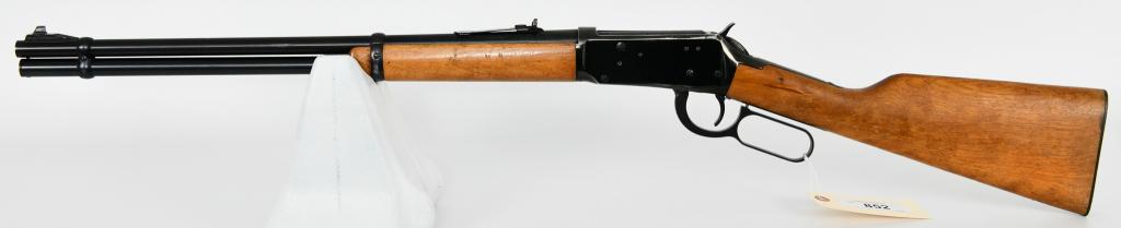 Winchester Model 94 Lever Action Carbine .30-30: Up Next We Have a Classic Winchester Model 94 Lever Action Carbine Rifle Chambered in .30-30 , Serial # 3104560 Dates to 1968, Overall in Good Vintage Condition.