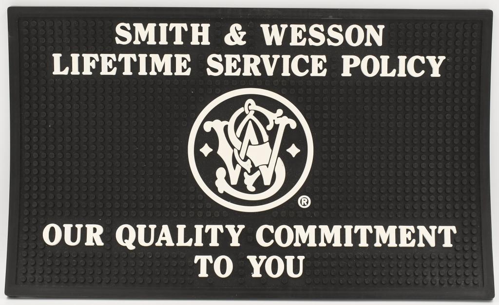 Smith & Wesson Rubber Dealer Mat: super heavy knub Black Counter mat approx 14.5x9" great for gun cleaning, or other small intricate projects with great rubber to hold those nuts and bolts from sliding off the table: "SMITH & WESSON L