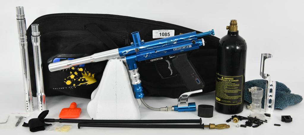 32 Degrees Icon E Paintball Gun & Accessories: 32 Degrees Icon E Paintball Gun & Accessories, This Lot Also Includes , 2 Extra Replacement Barrels, Cleaning Rods & Kolpin Tactical Soft Case With Extra Pouches, Also Comes With 20 Oz High Pressures