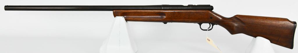 Harrington & Richardson Gamester Model 348 12 Ga: Up Next We Have a Harrington & Richardsaon Gamester Model 348 Bolt Action Shotgun Chambered in 12 Gauge, 26" Barrel, Overall in Good Vintage Condition.