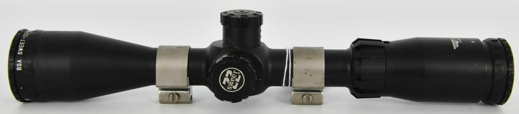 BSA SWEET-22 -39X40 SP Riflescope with Rings: BSA SWEET-22 39X40 SP Riflescope With Rings measures approx 12.75" in length and comes with 1" tube, and has Weaver rings, comes with screw in lens covers. Cross hair looks great but appears to need c