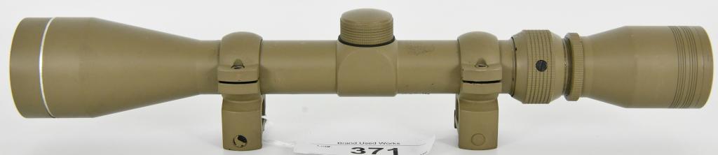 NcStar 3-9X40 Mil Dot Riflescope with Rings: Lot contains a real nice NcStar 3-9X40 Mil Dot Reticle Riflescope, cross hairs and glass are and crisp, comes with matching mounted scope rings, riflescope measures approx 12.25" in length with a 1" t