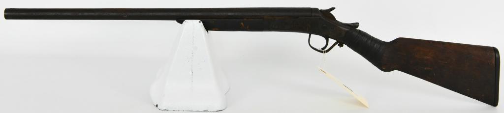 American Gun Co. Victor Plain 12 Gauge: Up Next We Have an Old American Gun Co. Victor Plain Single Shot Break Action 12 Gauge Shotgun, 23 1/2" Barrel, She's Dirty, She's Nasty, Repaired Stock, and in Overall Poor Condition.