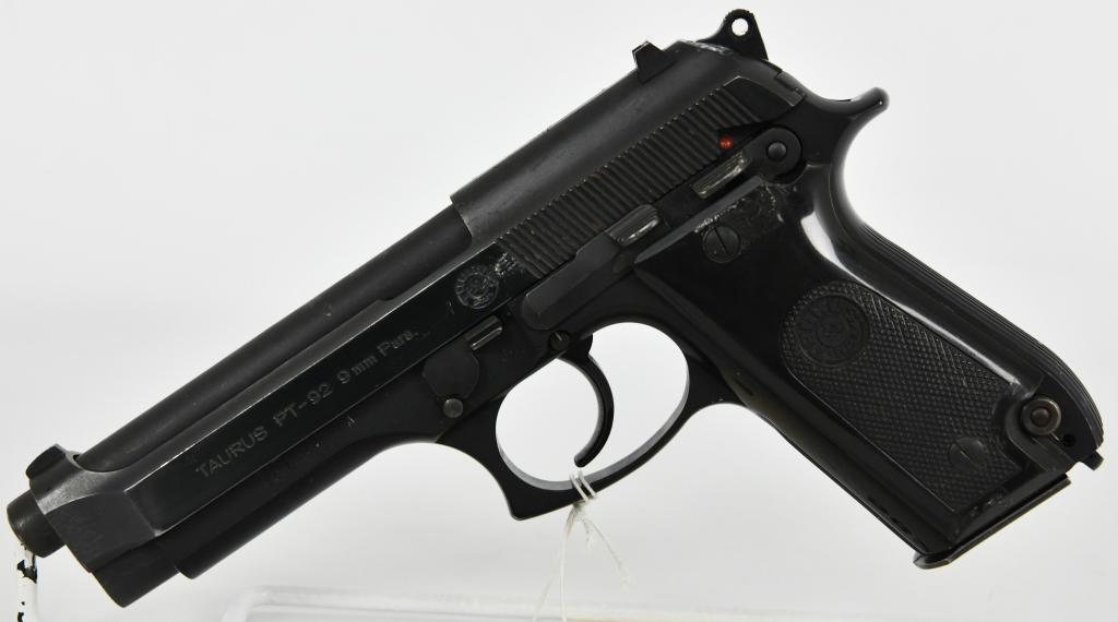 Taurus PT 92 Semi Auto 9MM Pistol: Up Next We Have a Taurus PT 92 Semi Auto Pistol Chambered in 9MM and it Comes With One 15 Round Magazine and in The Factory Box.in Great Pre-owned Condition.