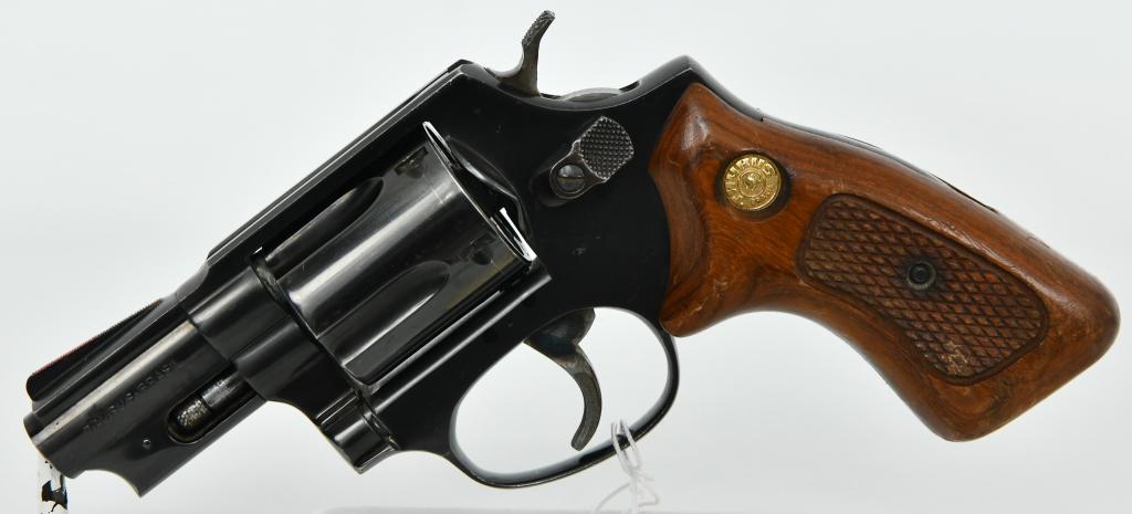 Taurus Model 85 .38 SPCL Revolver 2" BBL: Up Next We Have a Taurus Model 85 Revolver Chambered in .38 Special, 2" Barrel, 5 Round Cylinder, Checkered Wood Grips, Blued Finish, Appears in Great Condition. More From Internet Below: Specificatio