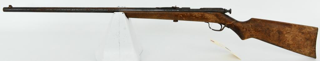 Springfield Single Shot Rifle .22 LR: Up Next We Have a Old Springfield Single Shot Rifle Chambered in .22 LR, Overall in Pretty Rough Condition, Surface Rust.