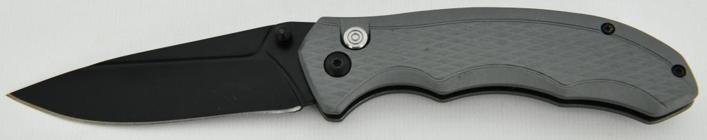 Automatic Folding Knife: Up Next We Have a Automatic Folding Knife, Very Sharp and Appears in Brand New Condition.