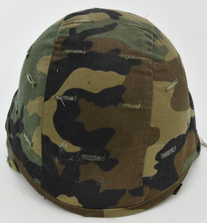 PASGT Helmet GROUND TROOPS'-PARACHUTISTS' HELMET: medium ; NSN 8470-01-092-7527 Military Steel Helmet with Liners, the helmet in overall Great condition with Leather interior straps, there is a woodland camo cover to the helmet see added information;