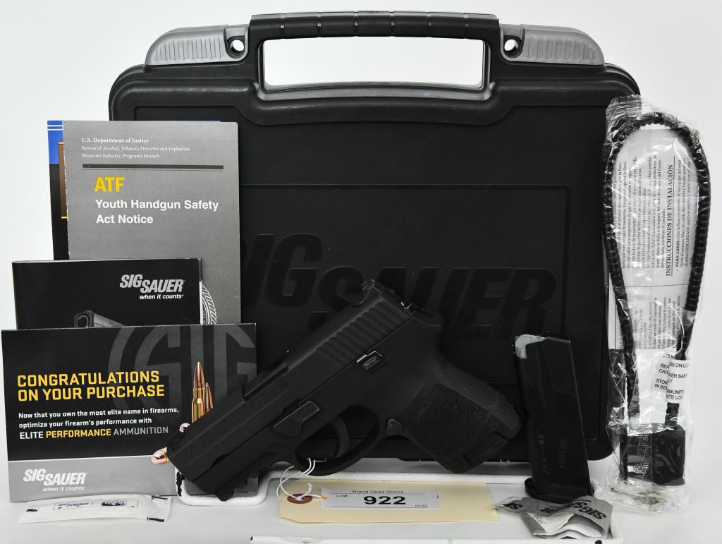 Sig Sauer P250 Sub Compact .40 Semi Auto Pistol: Up Next We Have a Sig Sauer P250 Compact Centerfire Pistol Chambered in .40 S&W with Night Sights, It Comes in The Factory Hardcase With Two Magazines, Lock, and Paperwork. Overall in Exxcellent Condi