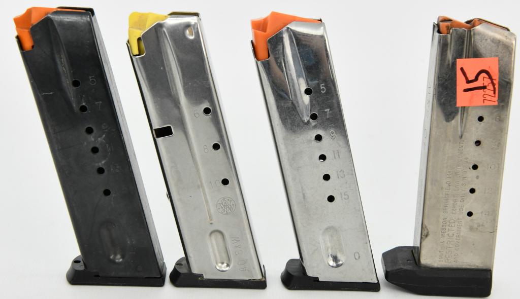 Lot of 4 Smith & Wesson Semi Auto Magazines: Up Next We Have a Lot of 4 Smith & Wesson Semi Auto Magazines, One Marked for .40 Caliber, Others May be .40 S&W or 9MM.