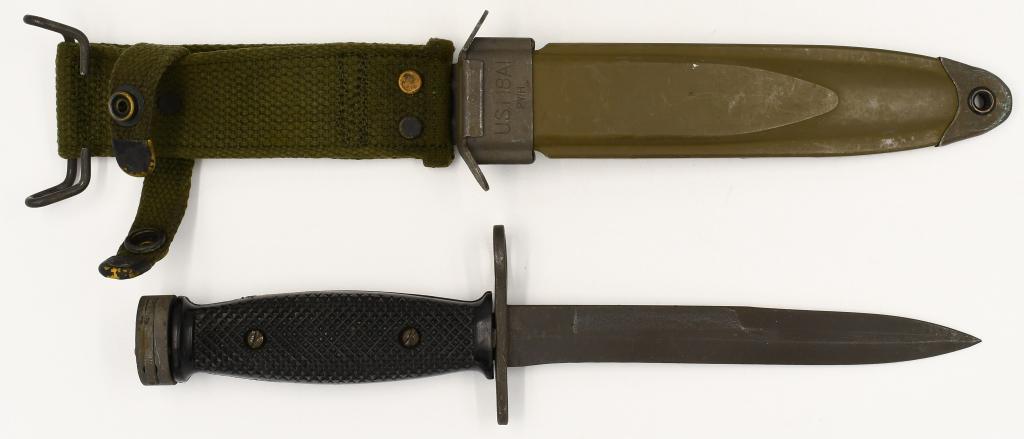 U.S. M4 Bayonet with U.S. M8A1 scabbard: The M4 bayonet was introduced in 1944 for use with the M1 carbine. It was built on the M3 fighting knife. The blade measures approx. 6.25" the overall length of bayonet is approx. 11.25" appears in ov