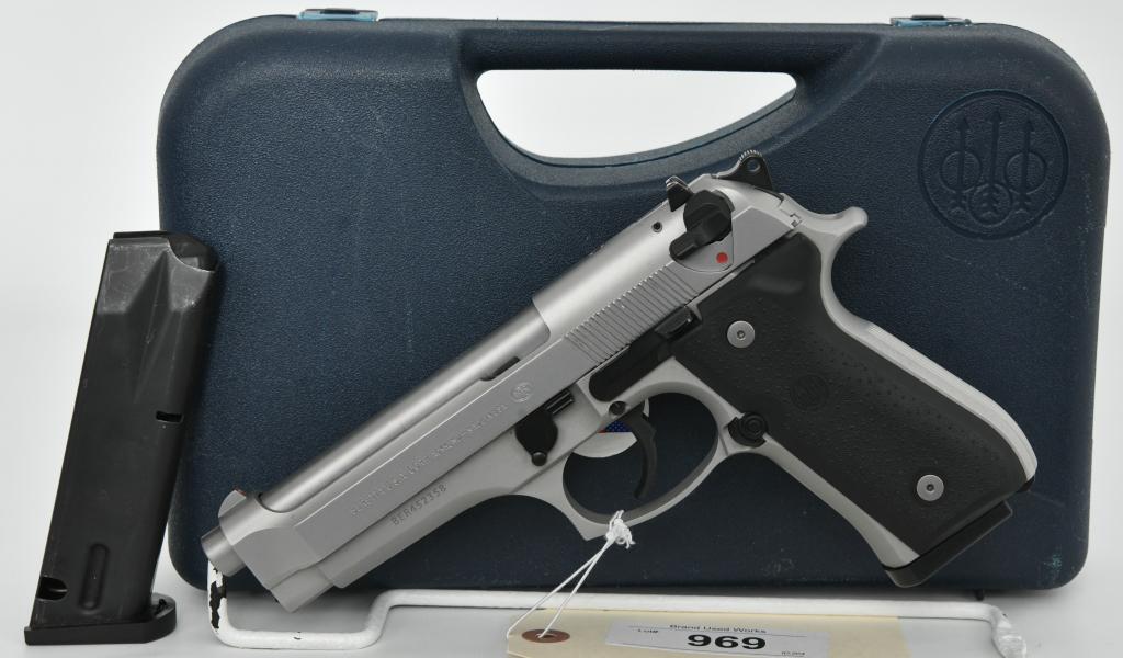 Beretta Model 92FS Inox Stainless Semi-Auto 9MM: Up Next We Have a Beretta Model 92FS Inox Stainless Semi-Auto Pistol Chambered in 9MM, It Comes With Two 15 Round Magazines, And in The Factory Padded Hardcase. Excellent Condition. More From The Inte