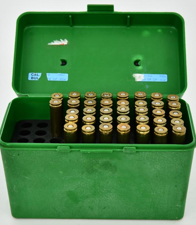 37 rds of various .300 weatherby mag ammunition: lot contains 37 various rounds of the .300 weatherby mag ammunition which come in a green MTM case gard H-50 plastic storage container