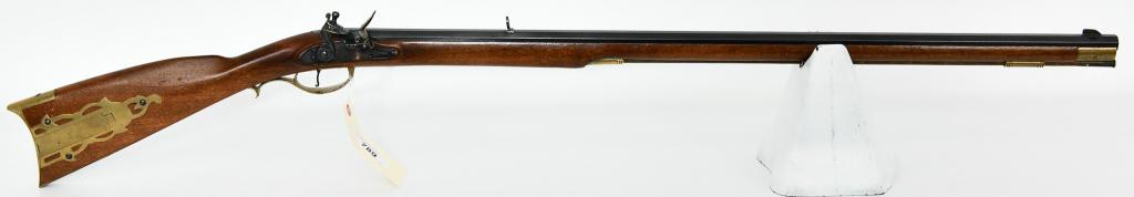 Pedersoli Kentucky Muzzleloading Rifle .50 Cal: Up Next We Have a Pedersoli Kentucky Muzzleloading Rifle Chambered in .50 Caliber, Flintlock, Front Sight, and Rear Buckhorn, 35 3/4" Barrel Blue, Overall in Good Vintage Condition.