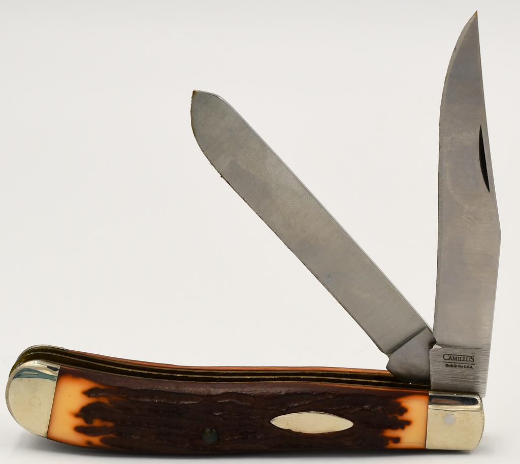 Camillus 2 Blade Dark Stag Handle Folding Knife: Camillus 2 Blade Dark Stag Handle Folding Knife, Blade Measures Approx 3" Long, Camillus Marked , Made In USA , Knife Appears in Overall Excellent Condition