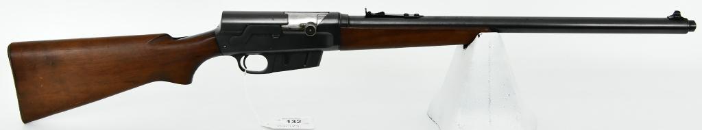 Scarce Remington Model 81 The Woodsmaster .35 Rem: Here We Have a Scarce Remington Model 81 The Woodsmaster Semi Auto Rifle Chambered in .35 Rem, It Comes With One Detachable Magazine, Front Sight, and Adjustible Rear Sight, Overall in Excellent Condi
