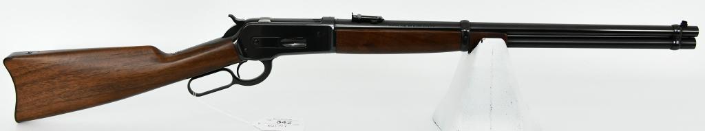 Browning Model 1886 Lever Action Rifle .45-70: Up Next We Have a Nice Garde 1 Browning Model 1886 Lever Action Saddle Ring Rifle Chambered in .45-70, Appears to be Unfired With Handling Marks, 22" Round Barrel, Made in 1992.