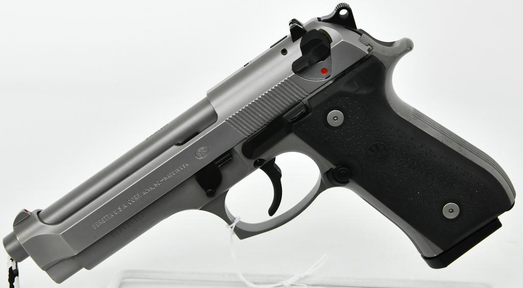 Beretta Model 92FS Inox Stainless Semi-Auto 9MM: Up Next We Have a Beretta Model 92FS Inox Stainless Semi-Auto Pistol Chambered in 9MM, It Comes With One 15 Round Magazine, Overall in Excellent Condition. More From The Internet Below: Beretta® 92FS