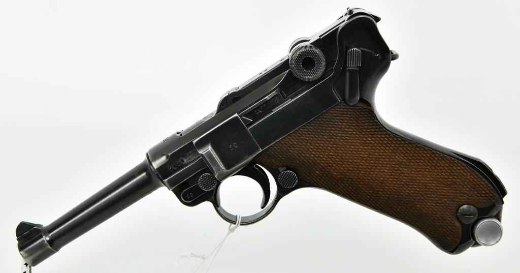 Matching 1939 '42' Code Mauser Luger 9mm Pistol: Up Next We Have a Numbers Matching 1939 '42' Code Mauser Luger Semi Auto Pistol Chambered in 9mm, and Comes With One Non Matching Magazine With Metal Base. Serial #7020 This is a 1939 Mauser luger tha