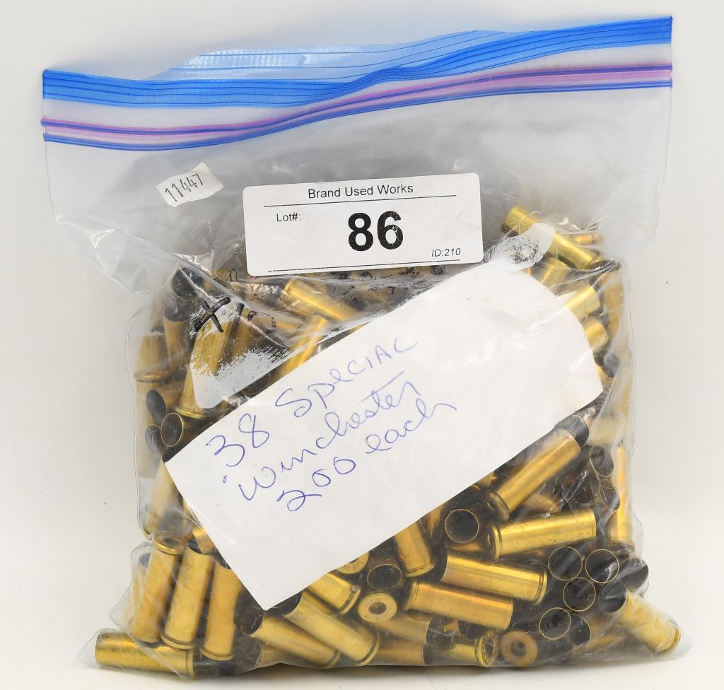 Approx 200 Ct Winchester .38 SPL Empty Brass: Casings; Approx 200 Ct Winchester .38 SPL Empty Brass Casings , Winchester Marked Head Stamped Empty Brass Casings For Reloading