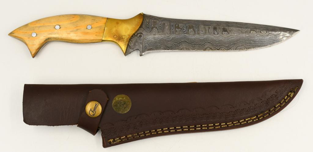 Damascus Custom Made Bowie Knife With Sheath: Damascus Custom Made Bowie Knife With Sheath, Damascus Steel Blade , Wood Handle , Full Tang , Measures Approx 12" Long , Blade Measures Approx 7" Long , Appears in Overall Good Condition , Also Comes