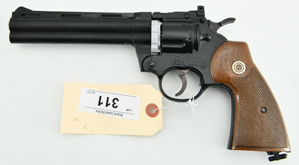 Crosman 357 Air Gun Revolver chambered .177 cal: Lot contains a real nice Crosman 357 CO2 Powered Air Gun .177 Caliber, 6 Inch Ventilated Rib Target Type Bull Barrel, 6 shot repeater with removeable Pell-Clip. The Grips are simulated Walnut Wood wit