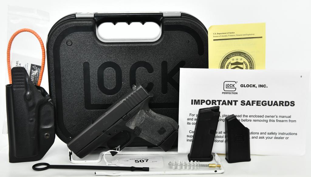 Glock 43 Subcompact Semi-Auto Pistol 9MM: Up Next We Have a Glock 43 Subcompact Semi-Auto Pistol Chambered in 9MM, Comes With The Original Case and Paperwork, Comes With Two Magazines, Mag Loader, Conceal Carry Holster, Overall in Excellent L