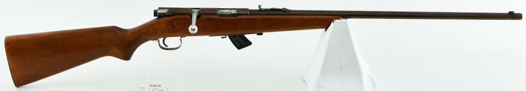 J. Stevens Springfield Model 84 C Bolt Action .22: Up Next We Have a J. Stevens Springfield Model 84 C Bolt Action Rifle Chambered in .22, and Comes With a Detachable Magazine, 24" Barrel, and Has a Plum Patina, Overall in Good Vintage Condition.
