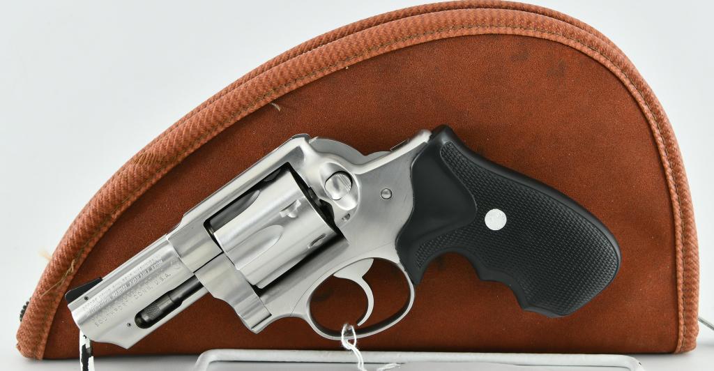 Ruger Speed Six Revolver .357 Magnum: Up Next We Have a Ruger Speed Six Revolver Chambered in .357 Magnum, With a 2 3/4" Heavy Barrel, Stainless Finish, Overall in Excellent Pre-owned Condition, Comes Equipped With Ruger Rubber Finger Gro