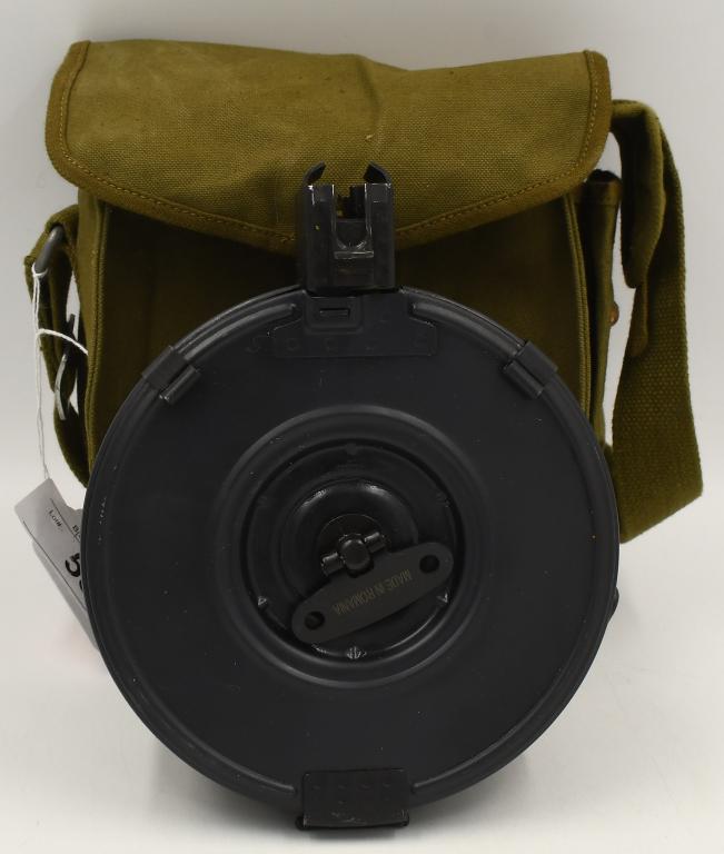 75 Round Chinese AK-47 Drum Mag & Carry Pouch: 75 Round Chinese AK-47 Drum Mag & Carry Pouch, Drum Mag Appears In Excellent Condition , Holds 75 Rounds Of 7.62x39mm Ammunition , Also Comes With Chinese Marked Military Drum Mag Pouch