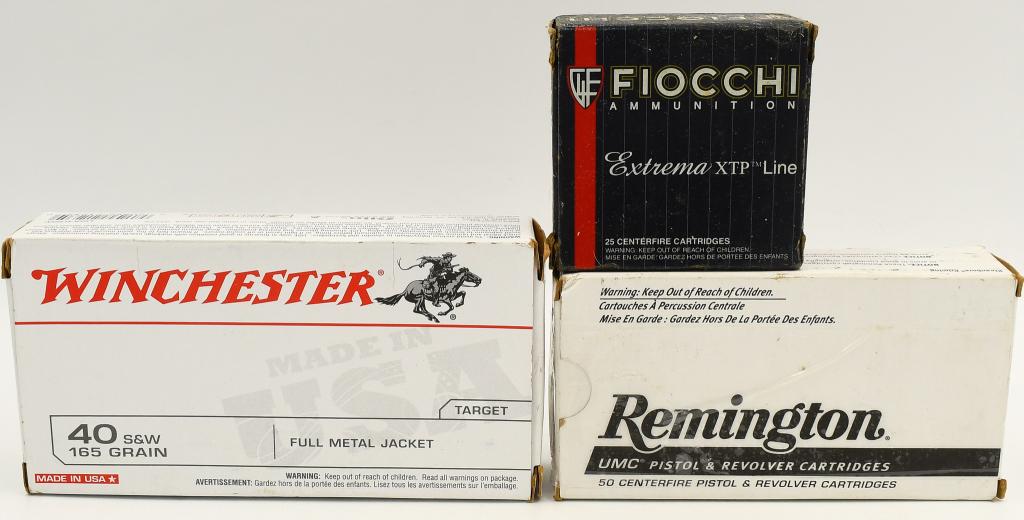 125 Rounds Of Various .40 S&W Ammunition: 125 Rounds Of Various .40 S&W Ammunition, 25 Rounds Are Fiocchi 180 Grain XTP Ammo, 50 Rounds Are Remington UMC 165 Grain Metal Case, & 50 Rounds Are Winchester 165 Grain Full Metal Jacket