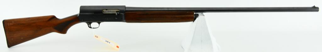 Remington Model 11 Shotgun A5 12 Gauge: Here we have a Remington Model 11 Semi Auto Shotgun which is a A-5 Clone, This Shotgun is chambered in 12 Gauge, It features a 32" Barrel marked Full Choke, and Front Bead Sight. Accepts 2 3/4" Shells
