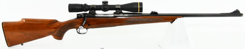 Winchester Model 70 Bolt Action Rifle .30-06: Up Next We Have a Nice Winchester Model 70 Bolt Action Rifle Chambered in .30-06, Jeweled Bolt, 22" Barrel, and Topped With a Leupold VX-3 3.5-10X40 Scope, Open Front Sight, Swivel Mounts, Serial #918