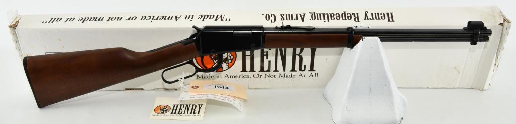 NEW Henry Repeating Arms Model H001 Lever Action: Up Next We Have a Brand New Henry Repeating Arms Model H001 Lever Action Rimfire Rifle Chambered in .22 Long Rifle, 18.25" Barrel, 15 Round, Walnut Stock, Blued Finish, and Comes in The Factory Box. M