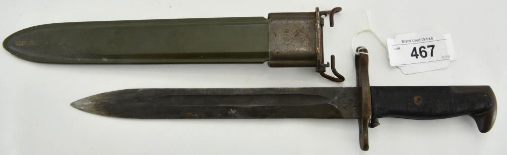 US Marked WWII 1942 M1 Garand Bayonet: US Marked WWII 1942 M1 Garand Bayonet With Scabbard, Has US Flaming Bomb Stamp On Both The Bayonet & Scabbard AFH Marked Measures Approx 14.5" Overall Without scabbard