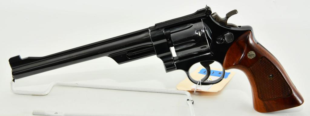 Smith & Wesson Model 27-2 Revolver .357 Magnum: Up Next We Have a Beautiful Smith & Wesson Model 27-2 Revolver Chambered For .357 Magnum, Boasting an 8 3/8" Barrel, Pinned & Recessed, Patridge Front Sight, Adjustible Rear, Wide Cross Hatched Target