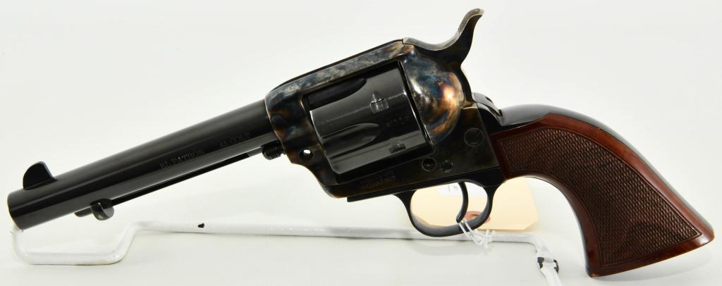Uberti1873 Cattleman El Patrón Revolver .45 Colt: Up Next We Have an Uberti1873 Cattleman El Patrón Revolver Chambered For .45 Colt, 5 1/2" Barrel, Case Color Frame and Hammer, Imported By Stoeger, Overall Appears Very Nice, But I see it is Missing 