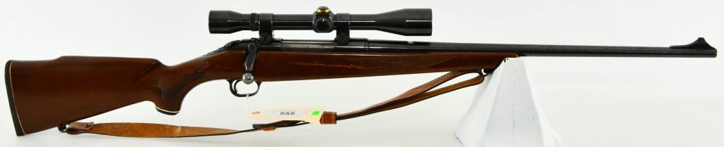 Mossberg Model 810 CH Bolt Action Rifle .270 Win: Up Next We Have a Mossberg Model 810 CH Bolt Action Rifle Chambered in .270 Win, Equipped With a 22 1/2" Barrel, Jeweled Bolt, Leather Sling, and Topped WIth a Weaver Scope. Overall Appears in Good Vi