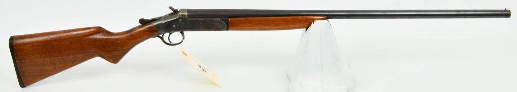 Iver Johnson Champion Single Shot 16 Gauge: Here we have a Vintage Iver Johnson Champion Single Shot 16 Gauge Shotgun. Barrel measures 28" with a front bead sight. Barrel Marked 16 Gauge Choke Bore Barrel and Lug Forged in one. Overall in good 