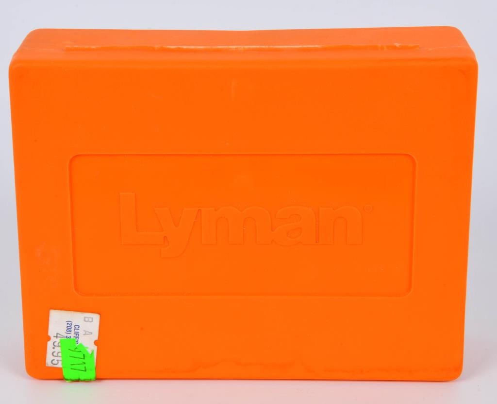Lyman 12 Pack Accumeasure Rotor Set: Lyman 12 Pack Accumeasure Rotor Set, Appear in Like New Condition & Come With Plastic Storage Container