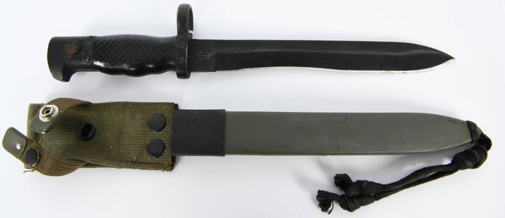 WWII Spanish INI Toledo Marked Military Bayonet W/: WWII Spanish INI Toledo Marked Military Bayonet W/ Scabbard, Blade is Marked INI Toledo E1249580, Appears in Overall Excellent Condition & Comes With Military Scabbard & Frog