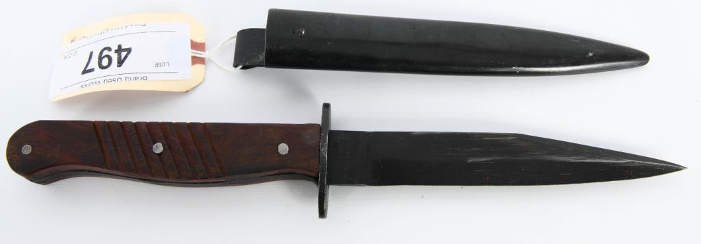German WWI / WWII Boot - Fighting Knife: Up Next We Have a Mint German WWI/WWII Boot - Fighting Knife, This One is Maker Marked Raiser Messer Fabrik and ERN W. Ald, Rheinl and Comes With Sheath. Absolutely Mint Condition.