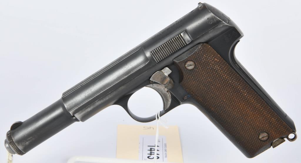 ASTRA Model 600/43 SPANISH Produced for Germany: Up Next We Have an ASTRA Model 600/43 Semi Automatic Pistol Chambered in 9MM Para, It Comes With One Factory Magazine and Nylon Holster, Appears in Overall Great Condition, Original Factory Wood Grips