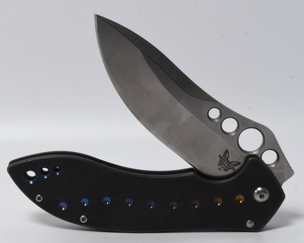Benchmade Blackwood Skirmish Folder PlainEdge Knif: Skirmish Blackwood Design Benchmade Knife Company Neil Blackwood breaks into the Benchmade line in a BIG way. At 9.70" in overall length, the 630 Skirmish precedes any formal introduction it introduce