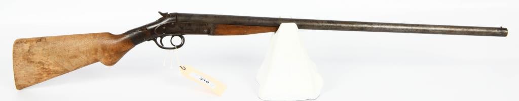 Leader Single Shot Shotgun 12 Gauge: Up Next is an Old Leader Single Shot Shotgun Chambered For 12 Gauge, 30" Barrel, Bore is Dark and Dirty, Buttstock is Damaged.