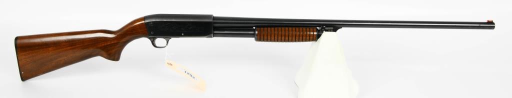 Ithaca Model 37 Featherlight Shotgun 16 Gauge: Up Next We Have a Ithaca Model 37 Featherlight Pump Action Shotgun Chambered in 16 Gauge, Full Choke, 28" Round Barrel, Front Fiber Sight. Small Repair in wood at Trigger.